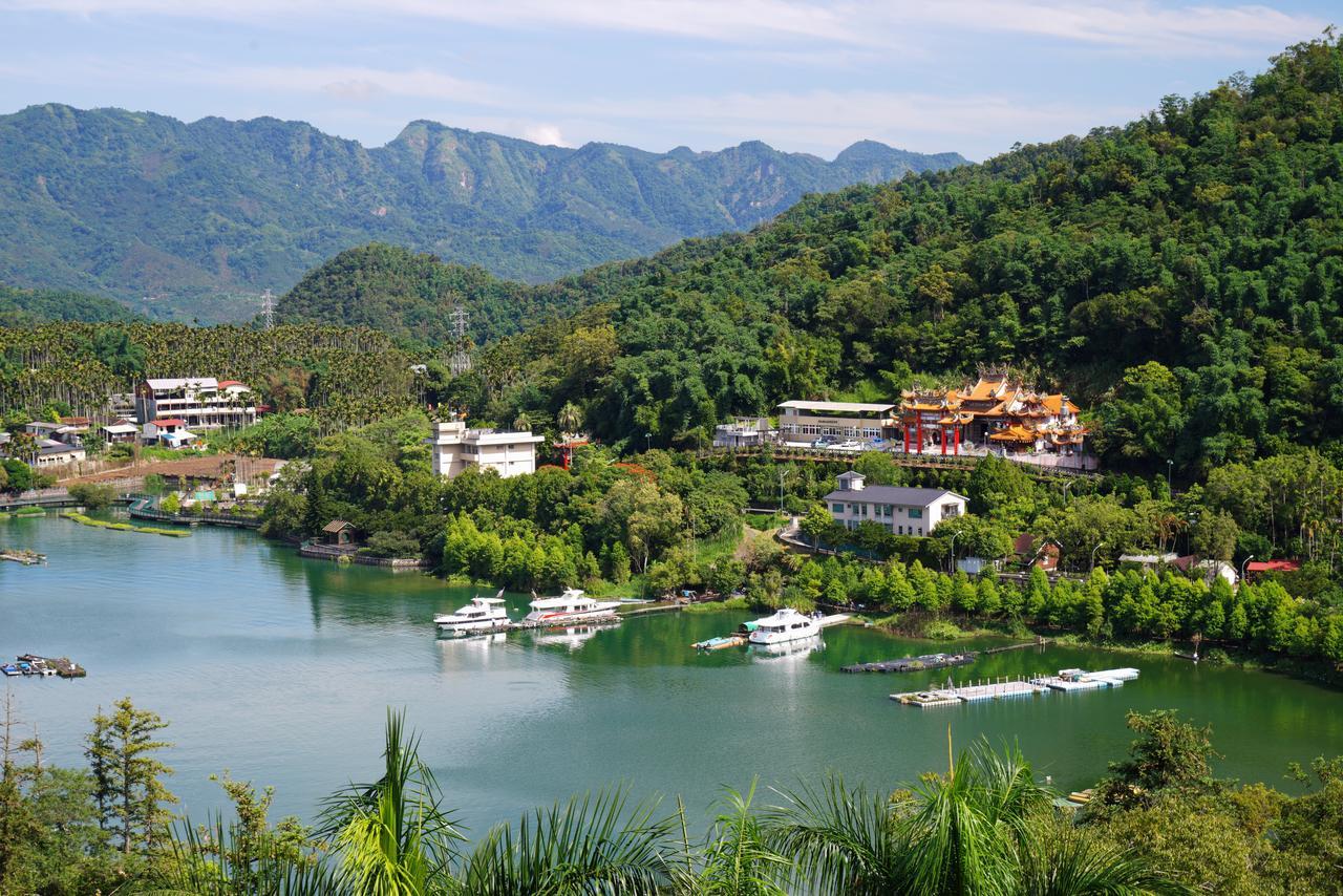 Sun Moon Lake Teachers' Hostel Юйчи Экстерьер фото