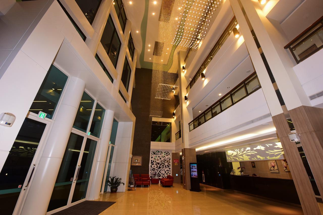 Sun Moon Lake Teachers' Hostel Юйчи Экстерьер фото