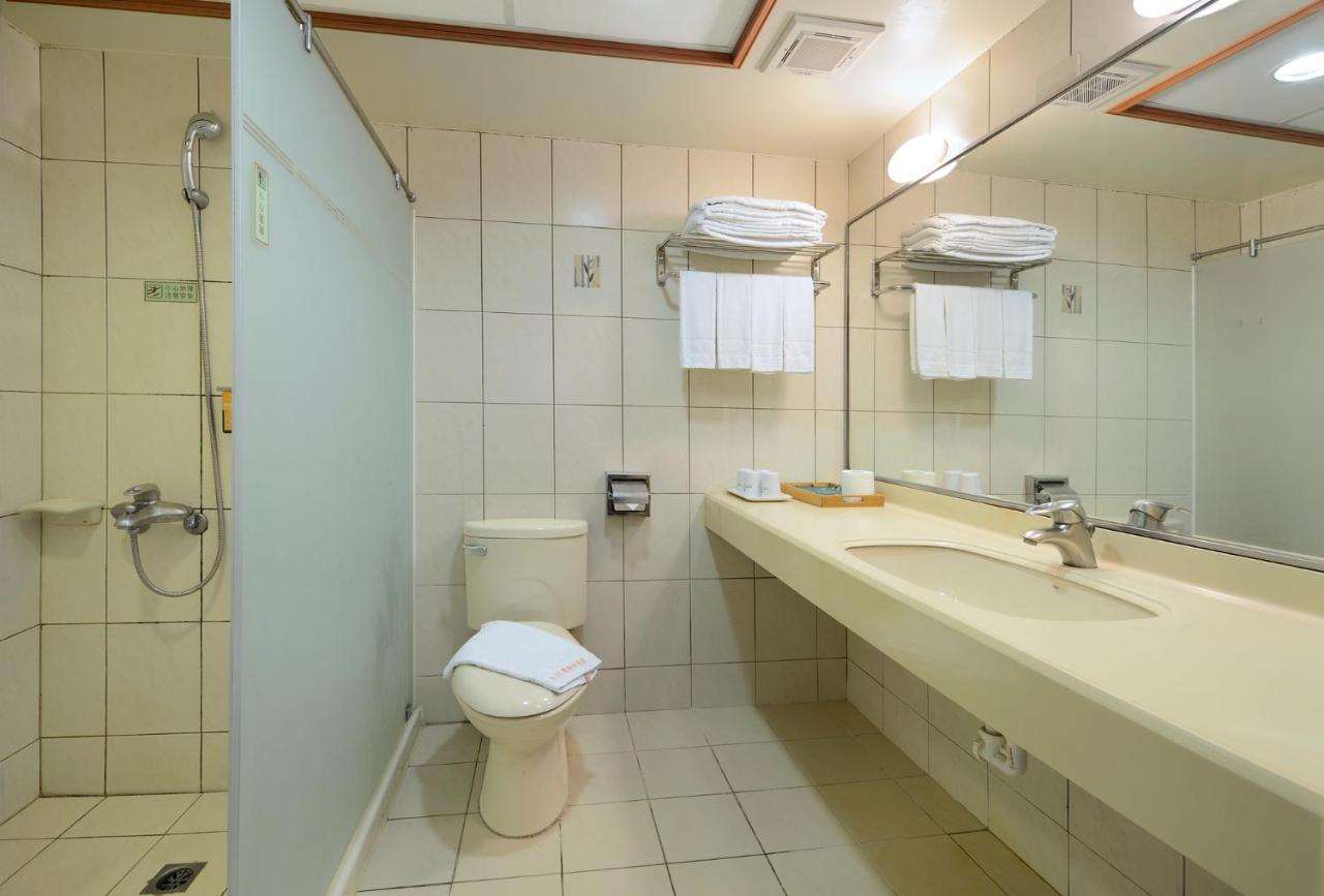 Sun Moon Lake Teachers' Hostel Юйчи Экстерьер фото